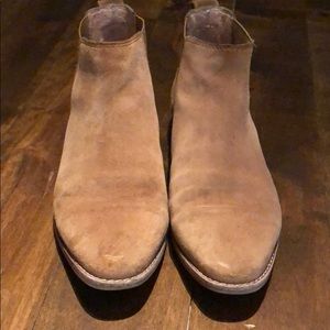 Madewell desert suede booties